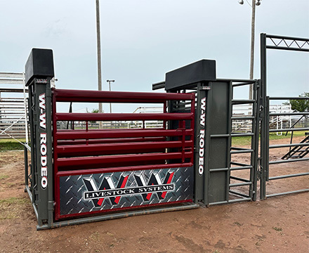 WW Old Style Bucking Chutes Shown in Red ( an Optional Upcharge Color )
