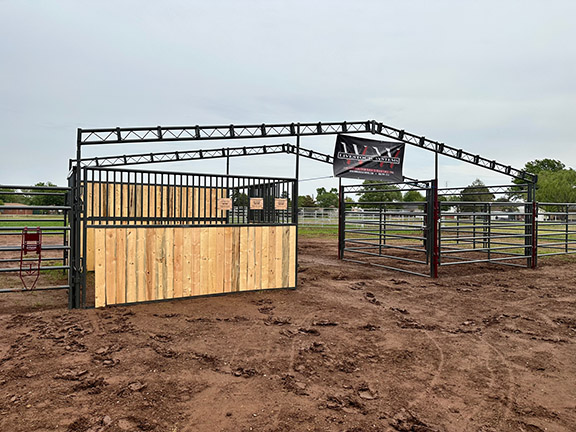 W-W Champion Horse Stalls with Truss System