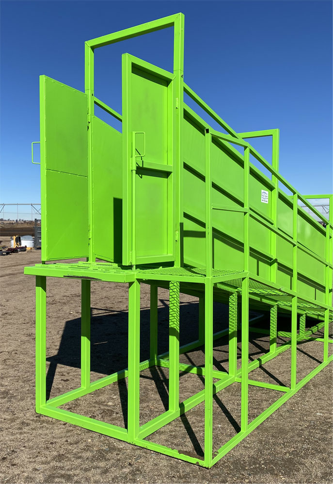 The Bandito 16' Loading Chute with Catwalk and End Gate - Front Angle